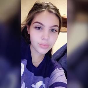 Meet your Posher, Selena